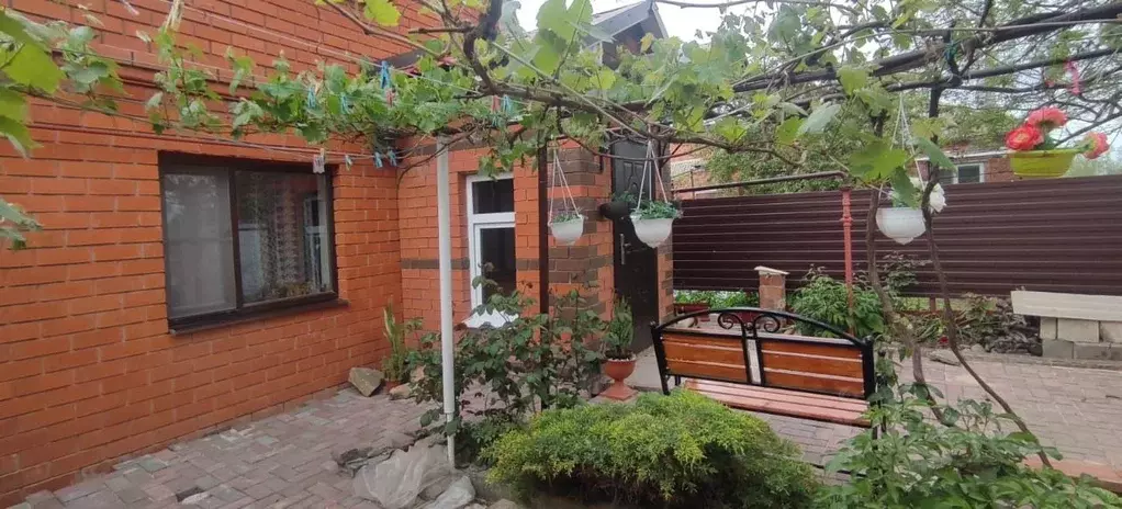 Дом в Краснодарский край, Ейское городское поселение, пос. Широчанка ... - Фото 2