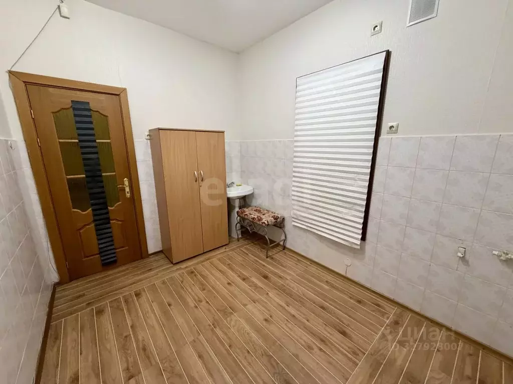 Офис в Коми, Сыктывкар ул. Оплеснина, 5 (10 м) - Фото 1