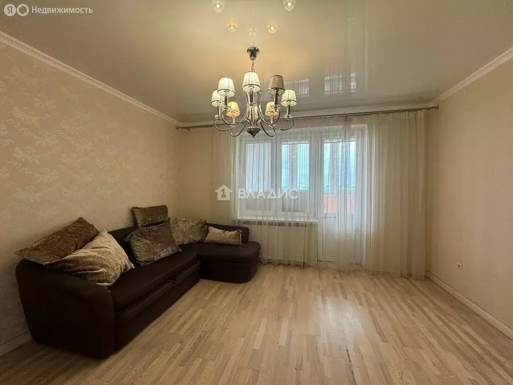 3-комнатная квартира: Калининград, Балашовская улица, 2 (91.7 м) - Фото 0