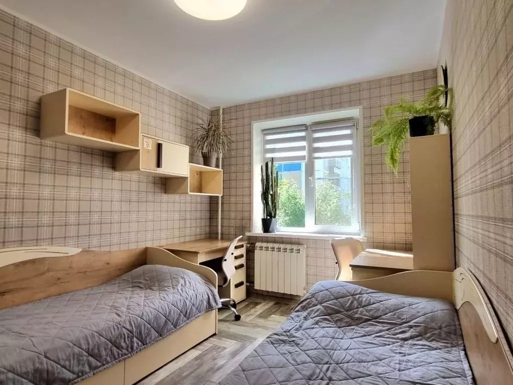 3-к кв. Кемеровская область, Новокузнецк просп. Мира, 8 (65.9 м) - Фото 1