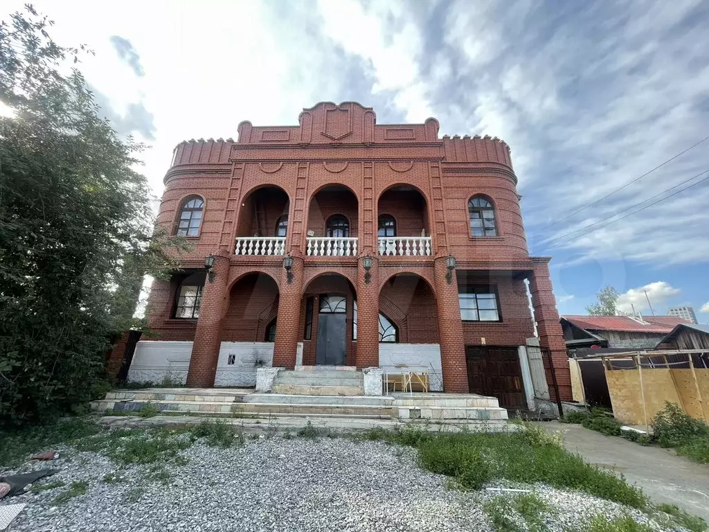 Коттедж 550 м на участке 12 сот. - Фото 0