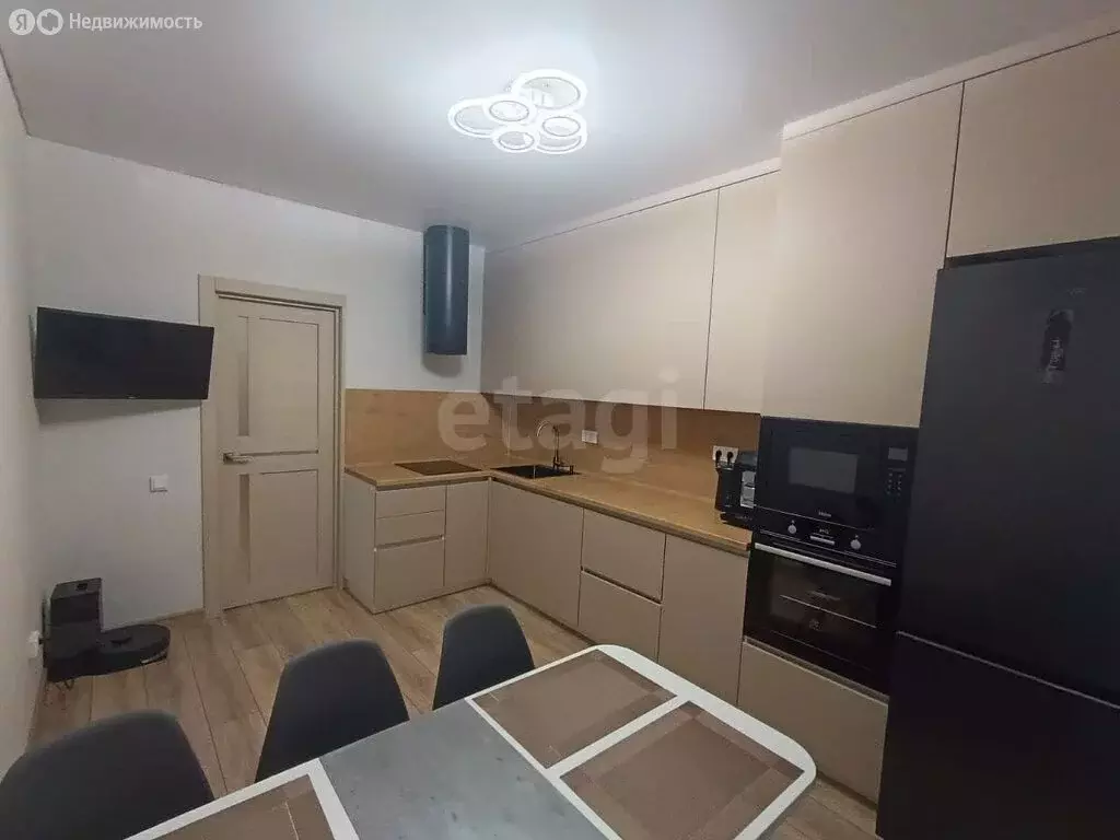 3-комнатная квартира: Тюмень, Таврическая улица, 9к2 (78 м) - Фото 2