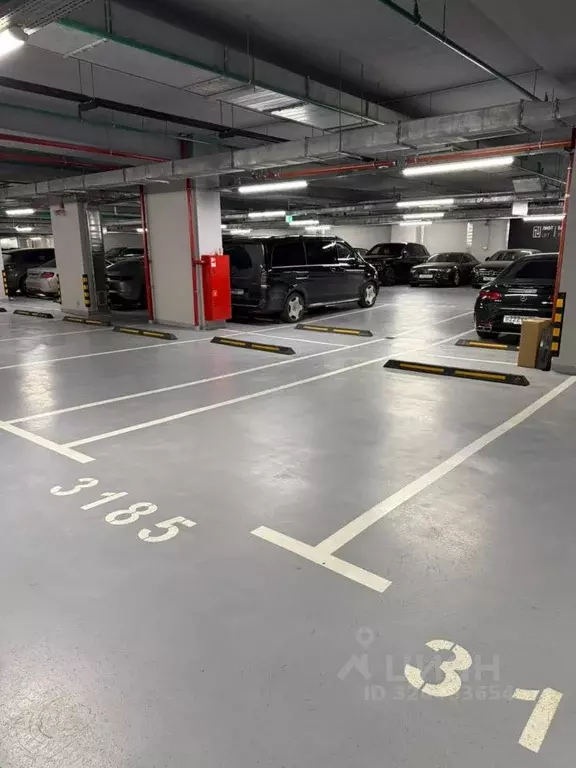 Гараж в Москва 1-й Красногвардейский проезд, 22с2 (15 м) - Фото 2