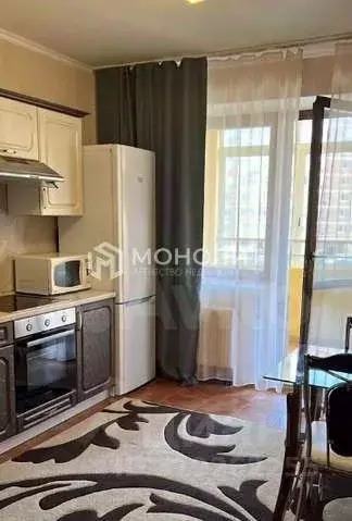 2-к кв. Белгородская область, Старый Оскол Степной мкр, 30 (65.0 м) - Фото 1