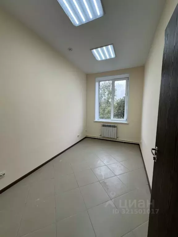 Офис в Калужская область, Калуга Николо-Козинская ул., 50 (11 м) - Фото 1