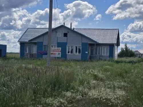 Дом в Новосибирская область, Чановский муниципальный округ, пос. ... - Фото 1