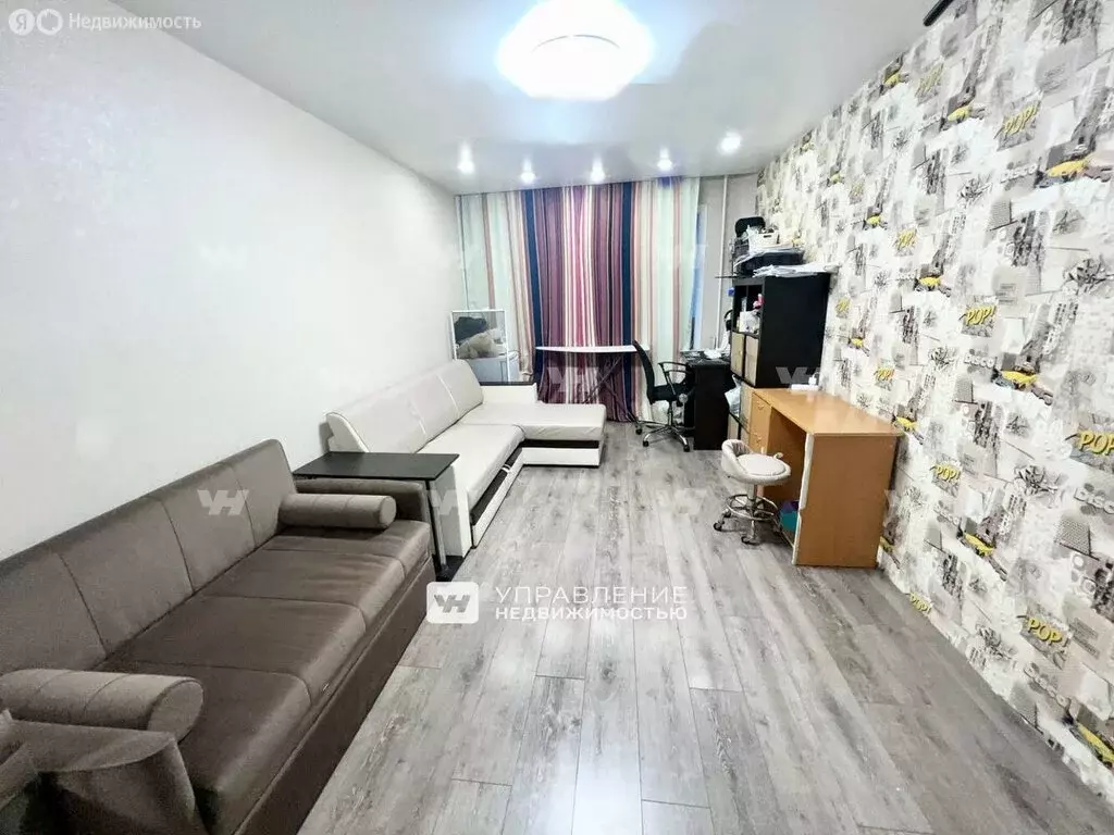 2-комнатная квартира: Южно-Сахалинск, улица М.А. Пуркаева, 51 (51 м) - Фото 2