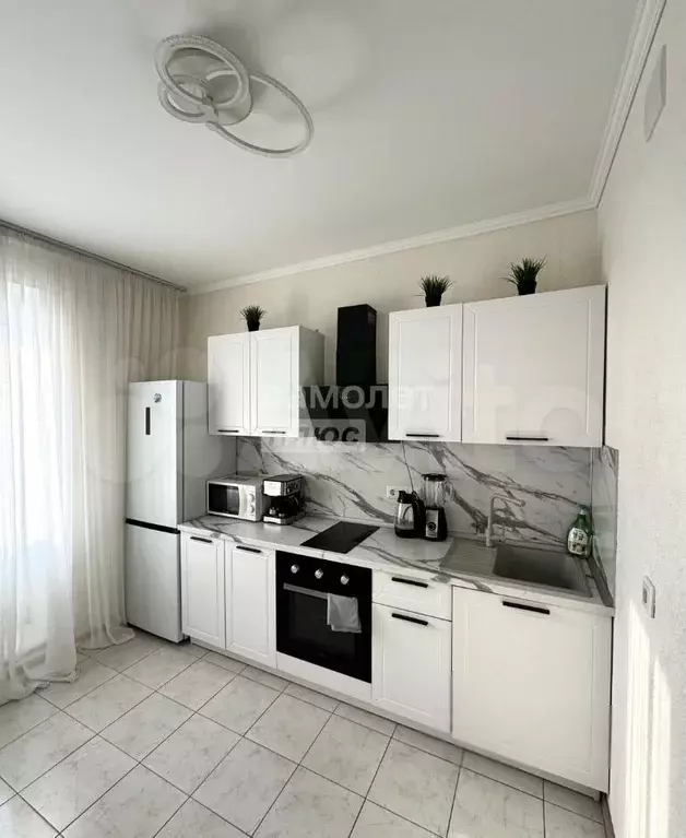 1-к. квартира, 41 м, 9/10 эт. - Фото 1