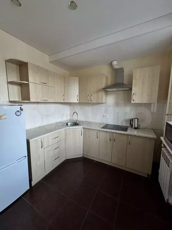 1-к. квартира, 44 м, 2/15 эт. - Фото 0