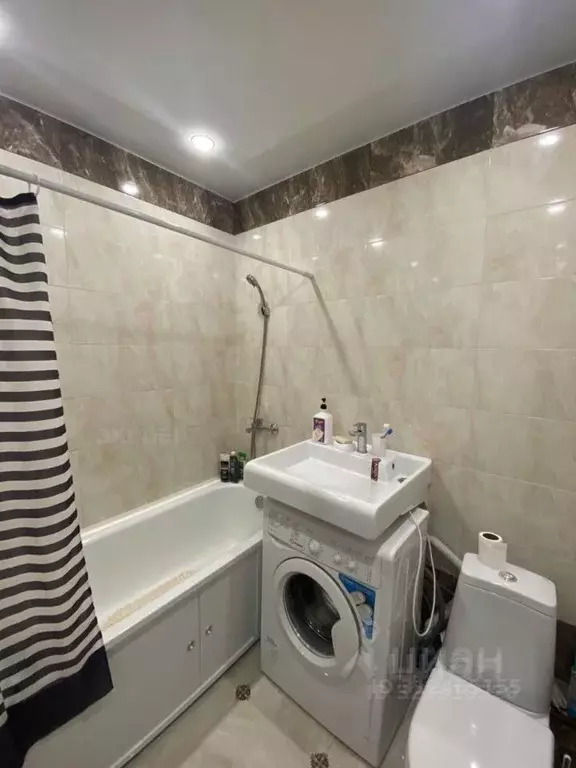 2-к кв. Ленинградская область, Мурино Всеволожский район, просп. ... - Фото 2