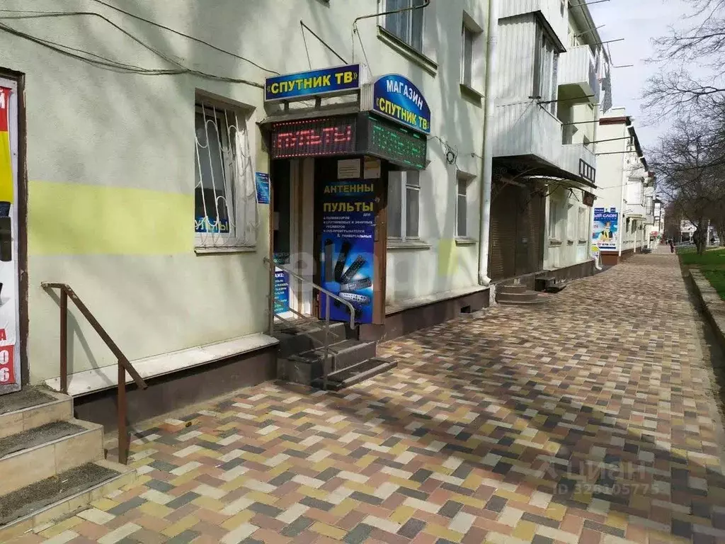 Торговая площадь в Ставропольский край, Ставрополь ул. Ленина, 395 (12 ... - Фото 1