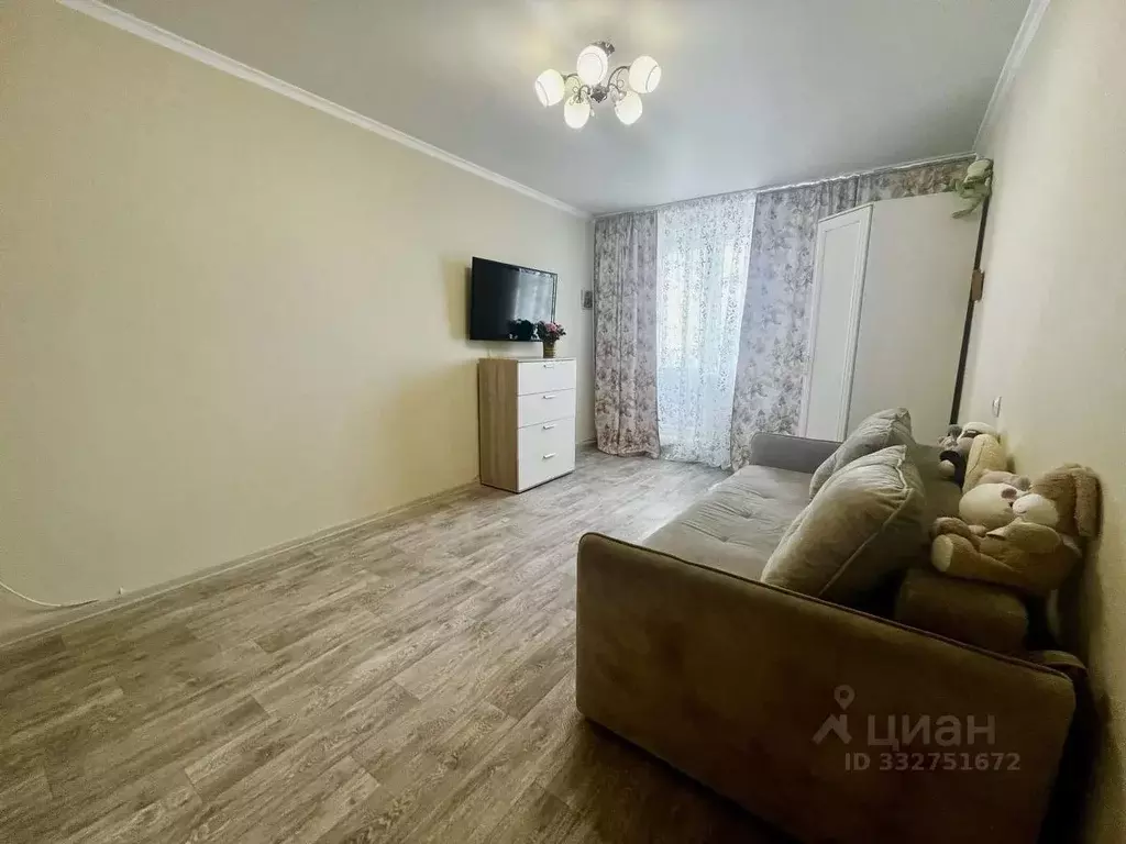 1-к кв. Белгородская область, Белгород ул. Есенина, 40 (33.8 м) - Фото 1
