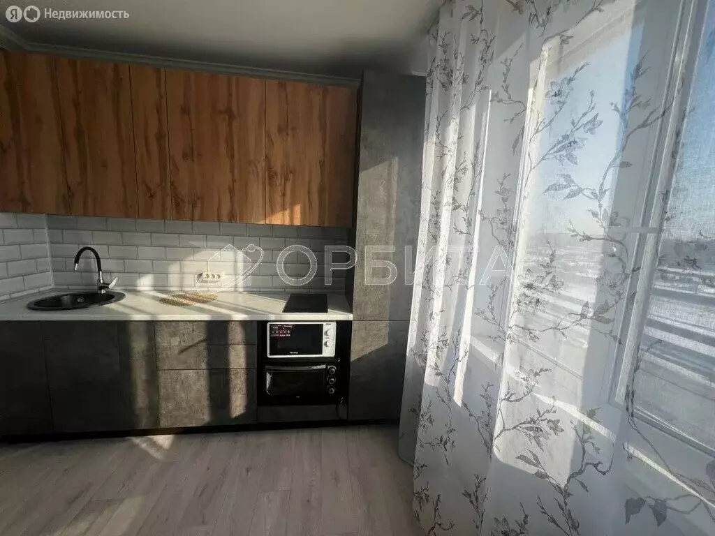 2-комнатная квартира: Тюмень, улица Клары Цеткин, 29к1 (49.8 м) - Фото 1