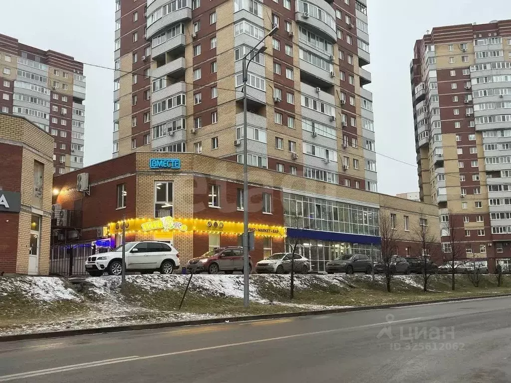 Помещение свободного назначения в Тюменская область, Тюмень ул. ... - Фото 1