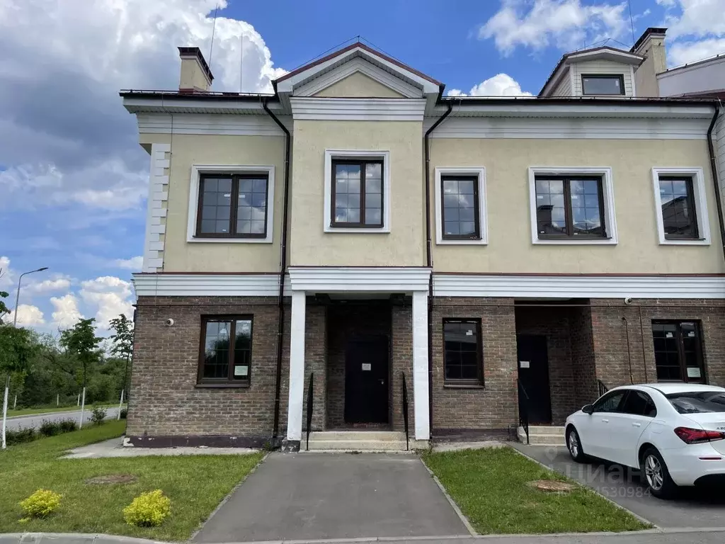 Таунхаус в Москва ул. Харлампиева, 24к8 (183 м) - Фото 2