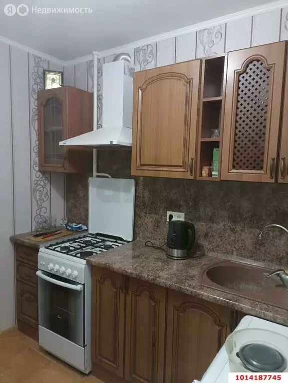 2-комнатная квартира: Краснодар, улица Гагарина, 73 (39 м) - Фото 1