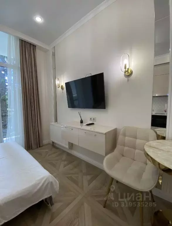 Студия Краснодарский край, Сочи Светлана мкр, ул. Депутатская, 10Д ... - Фото 0