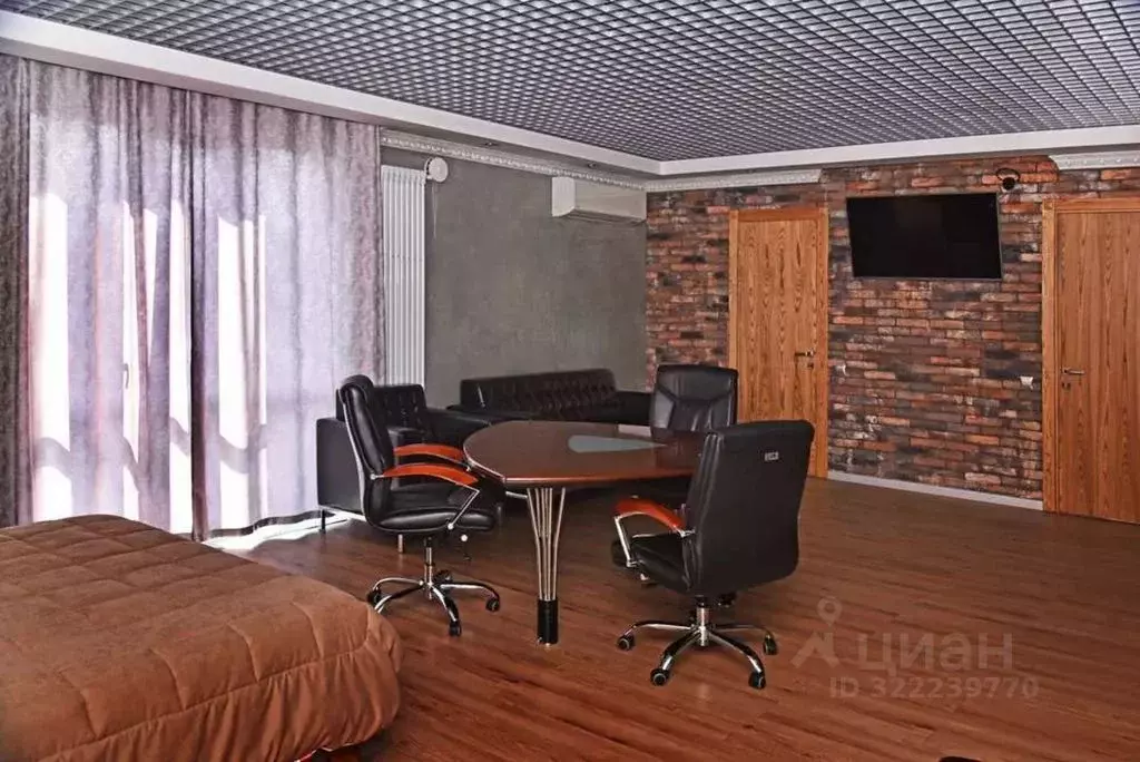 Комната Алтайский край, Барнаул ул. Юрина, 111 - Фото 2