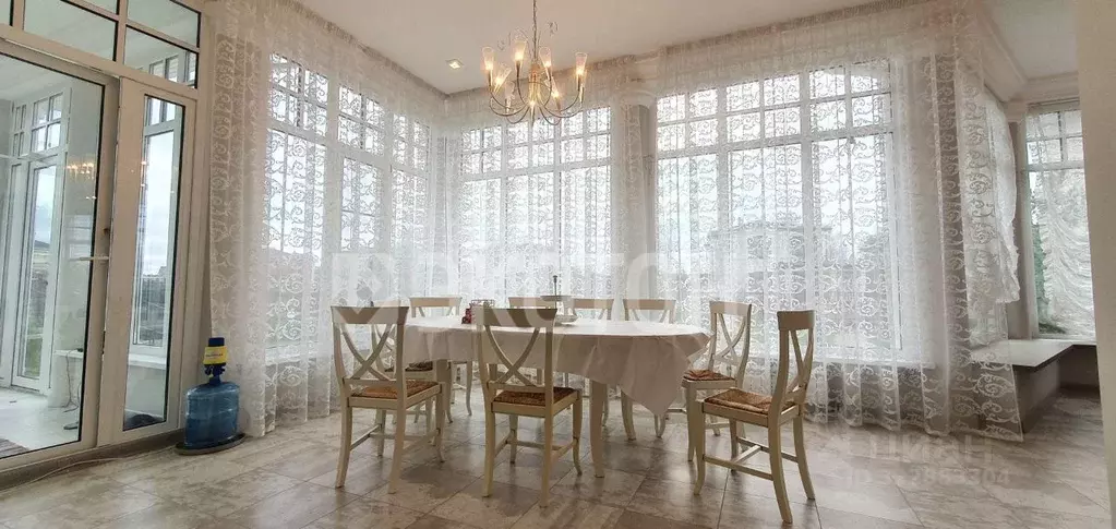 Коттедж в Ленинградская область, Выборгский район, Первомайское с/пос, ... - Фото 1