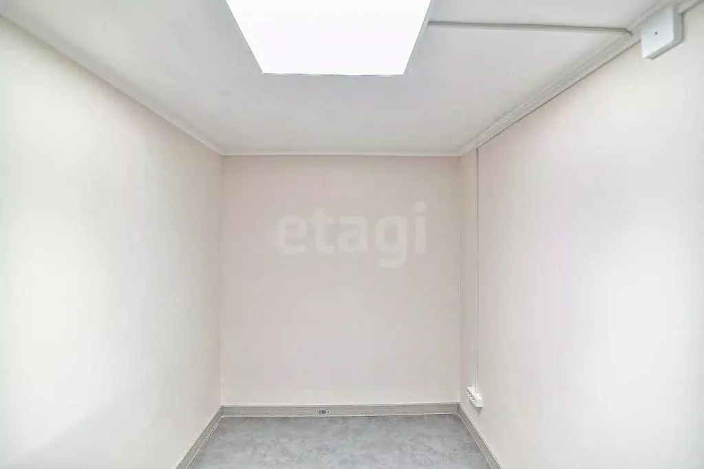 Офис в Сахалинская область, Южно-Сахалинск 7-й мкр, проезд Спортивный, ... - Фото 1