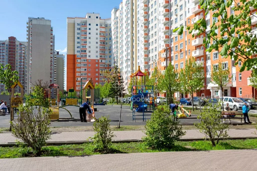 Продается 1-комнатная квартира - Фото 1
