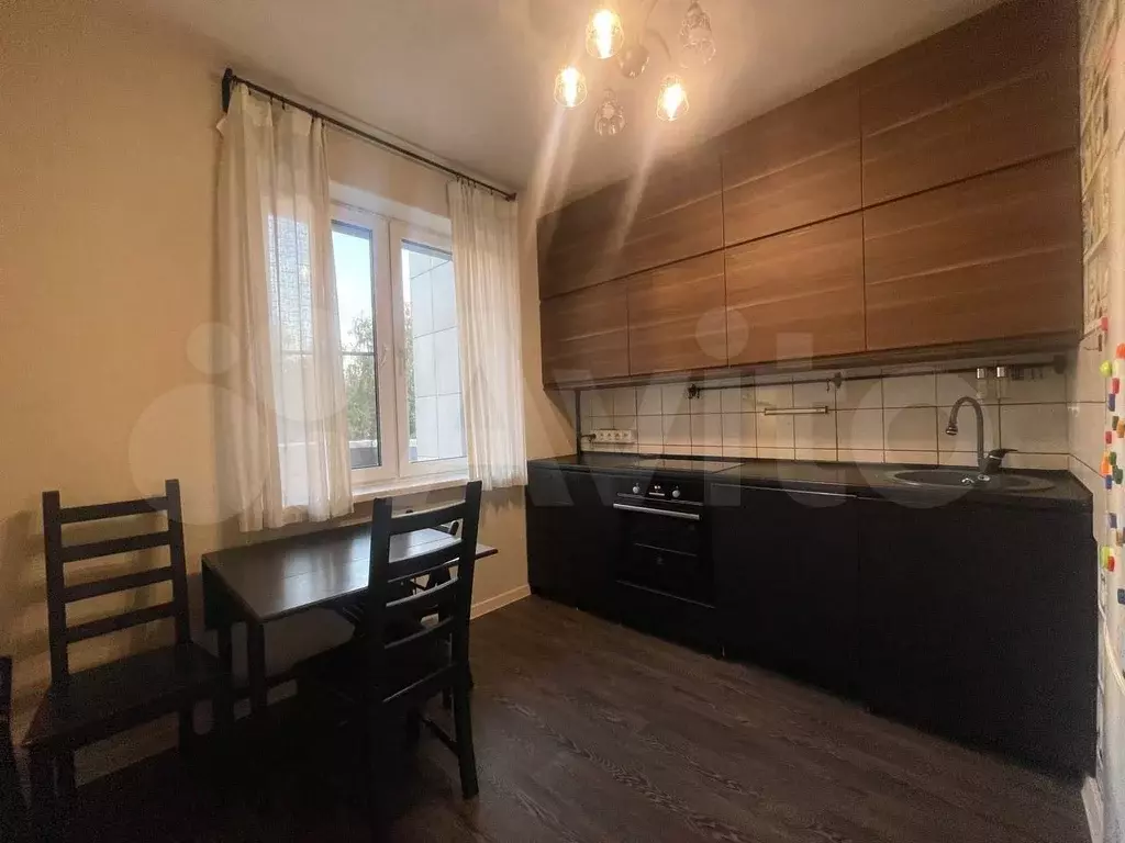 2-к. квартира, 55 м, 2/25 эт. - Фото 0