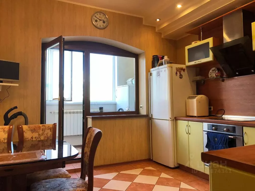 3-к кв. Ханты-Мансийский АО, Сургут Университетская ул., 23/5 (68.1 м) - Фото 1