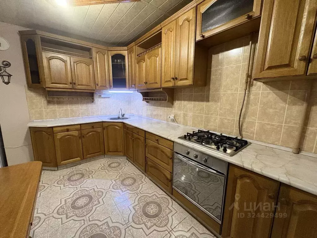 3-к кв. Калужская область, Калуга ул. Гурьянова, 18к1 (70.0 м) - Фото 2