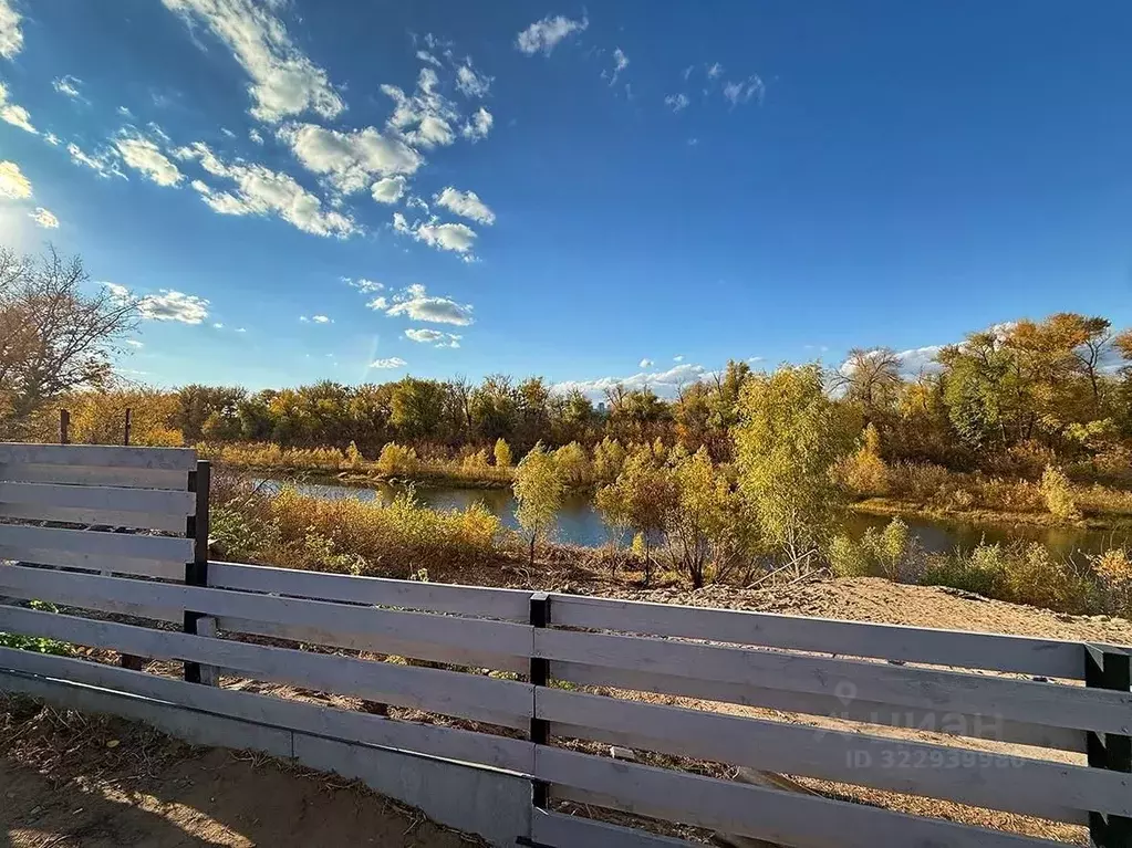 Дом в Волгоградская область, Краснослободск Среднеахтубинский район, ... - Фото 0