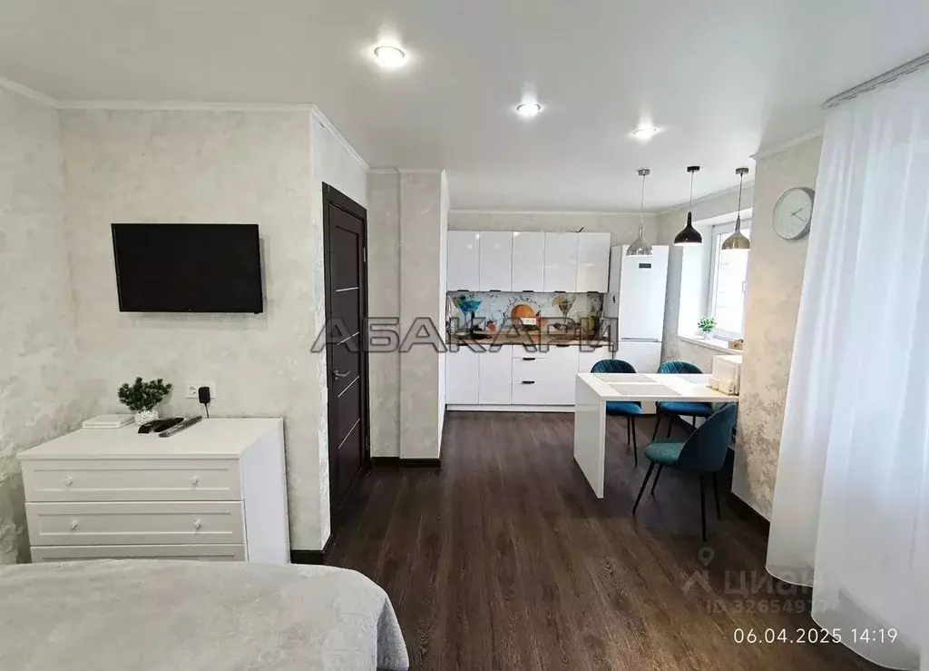 Студия Красноярский край, Красноярск ул. Любы Шевцовой, 88 (32.0 м) - Фото 1