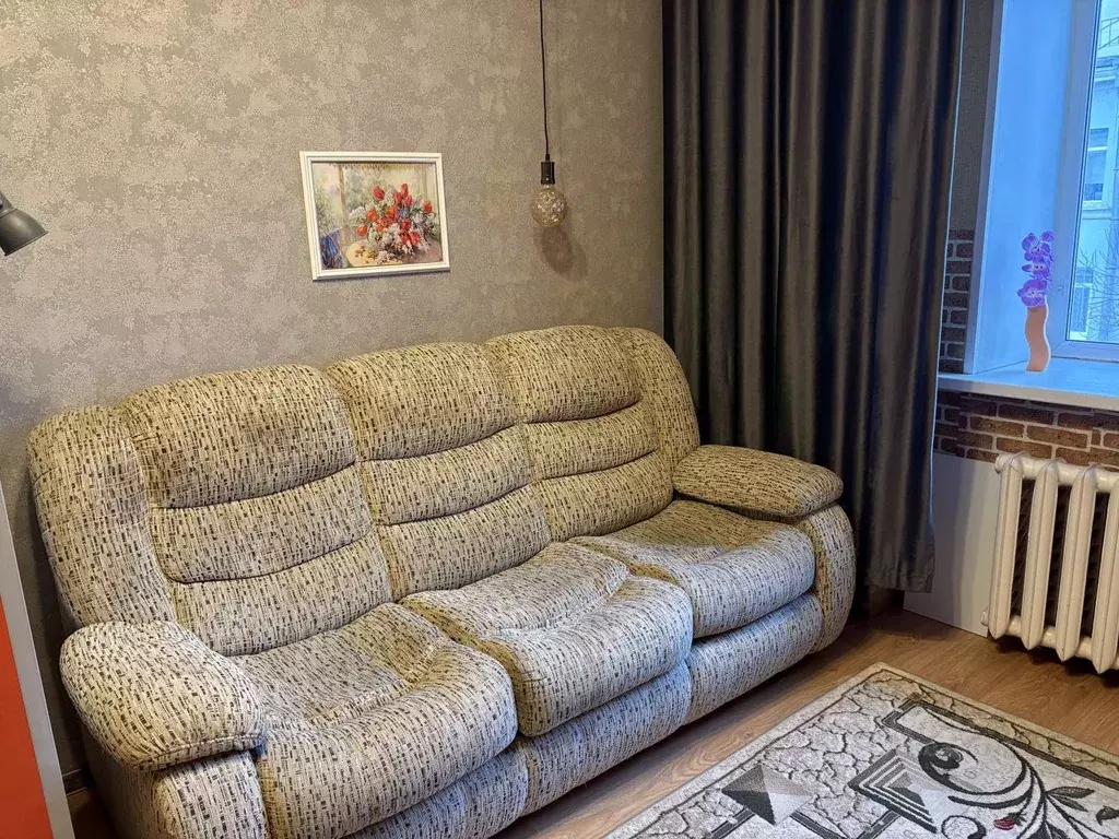 Комната Санкт-Петербург Среднеохтинский просп., 33/15 (13.4 м) - Фото 1