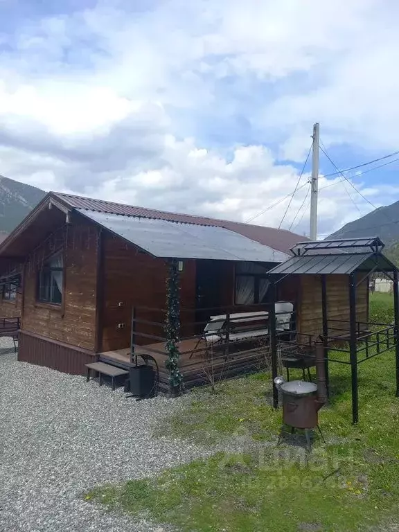 Дом в Карачаево-Черкесия, Теберда Карачаевский городской округ, пер. ... - Фото 0