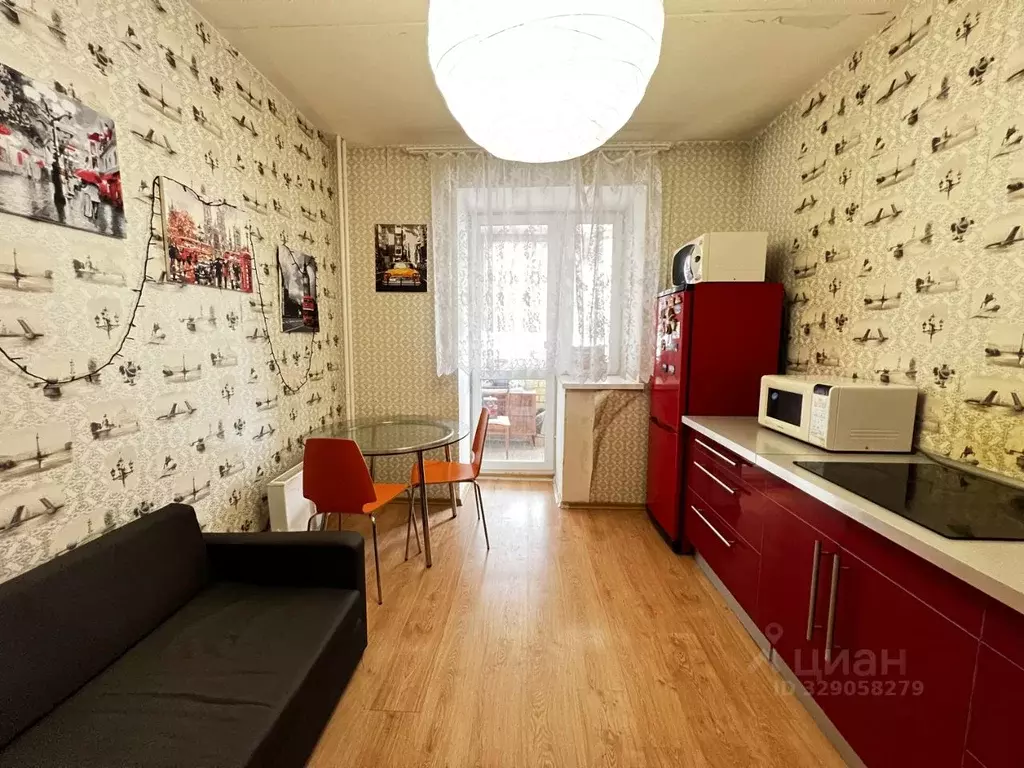 1-к кв. Свердловская область, Екатеринбург ул. 8 Марта, 173 (49.9 м) - Фото 1