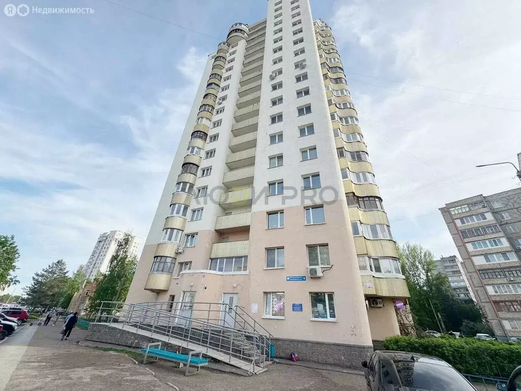3-комнатная квартира: Уфа, улица Максима Рыльского, 8 (78.8 м) - Фото 2