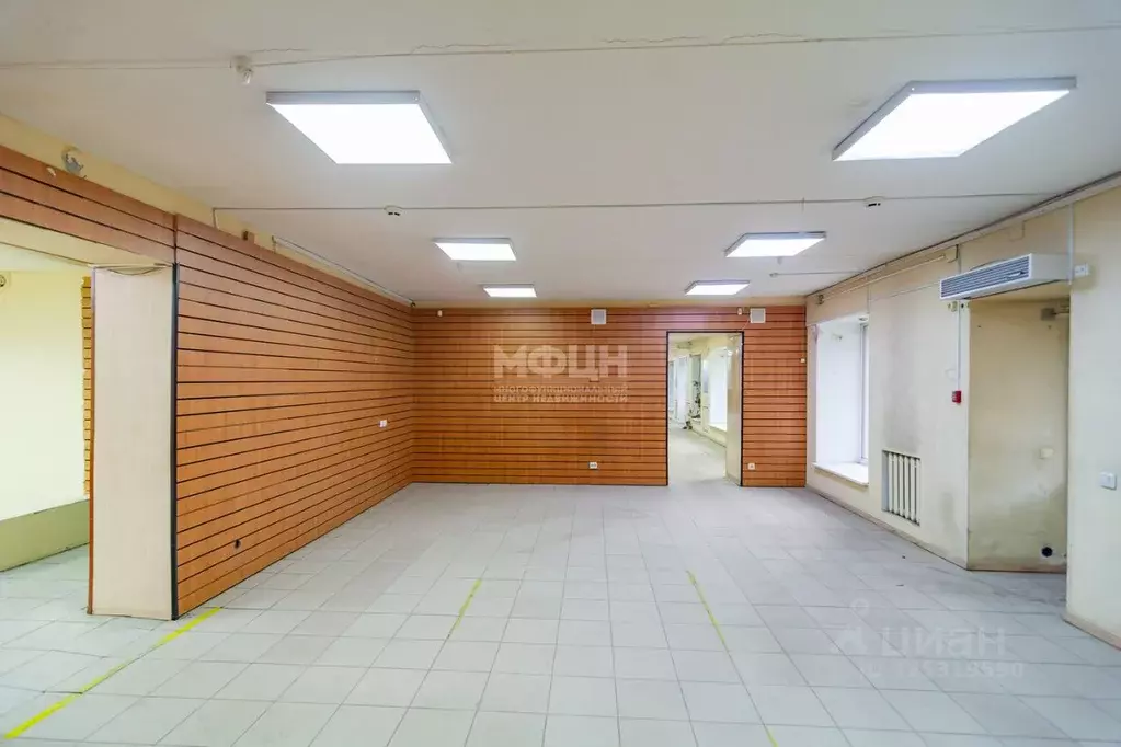 Помещение свободного назначения в Карелия, Петрозаводск ул. ... - Фото 1