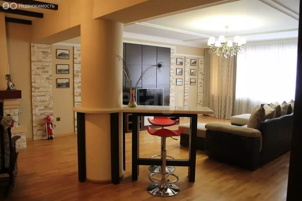 4-комнатная квартира: Тюмень, улица 8 Марта, 2/13 (188.1 м) - Фото 2