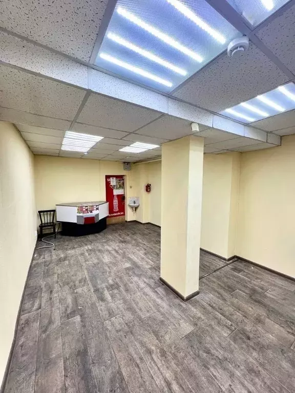 Помещение свободного назначения в Иркутская область, Иркутск ул. ... - Фото 1