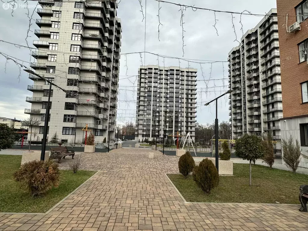 1-комнатная квартира: Владикавказ, улица Андрея Днепровского, 8/4 (51 ... - Фото 2