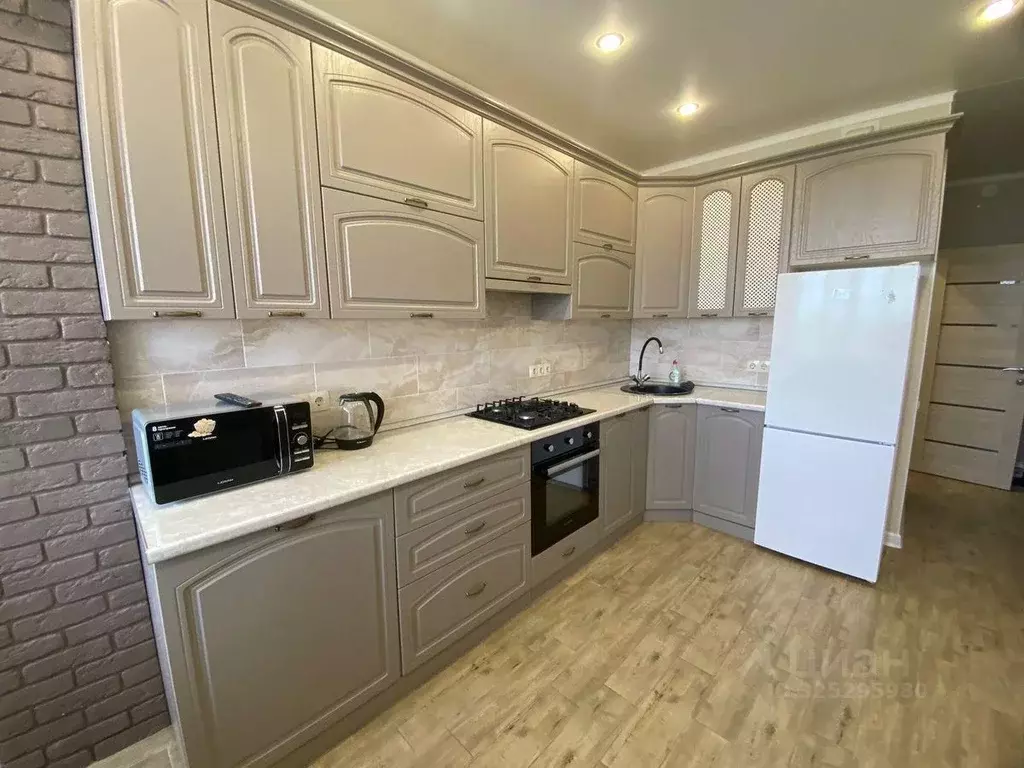 1-к кв. Ставропольский край, Минеральные Воды ул. Бибика, 24 (42.0 м) - Фото 1