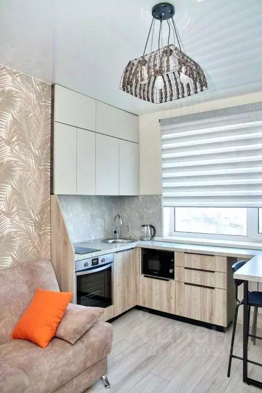 1-к кв. Приморский край, Владивосток ул. Кирова, 49 (42.0 м) - Фото 0