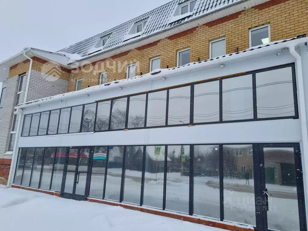 Помещение свободного назначения в Чувашия, Чебоксары ул. Айзмана, 47 ... - Фото 0