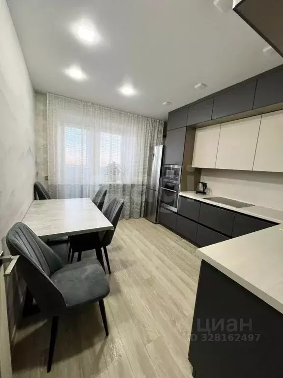 2-к кв. Амурская область, Благовещенск ул. Горького, 40 (64.0 м) - Фото 1