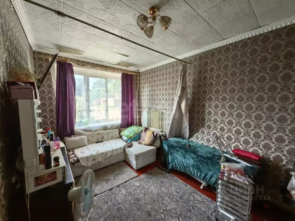 4-к кв. Брянская область, Клинцы Октябрьская ул., 35 (84.6 м) - Фото 1