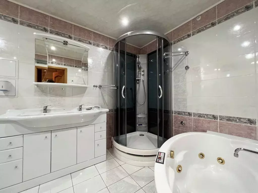 4-к кв. Санкт-Петербург Мичуринская ул., 4 (200000.0 м) - Фото 2