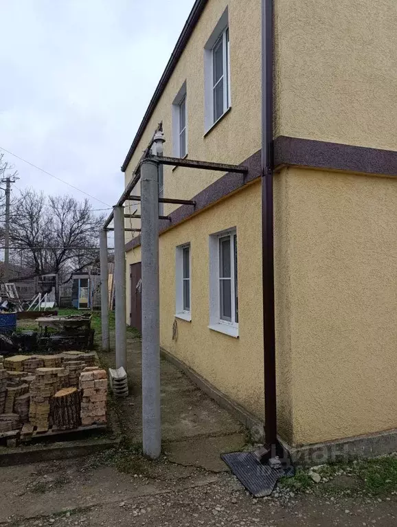 Дом в Ставропольский край, Грачевский муниципальный округ, с. ... - Фото 1