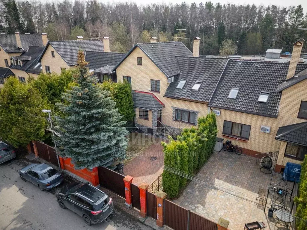 Таунхаус в Москва ул. Армейская, 9к55 (206 м) - Фото 1