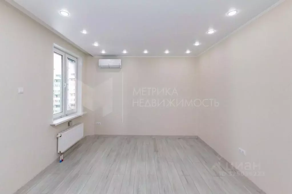 2-к кв. Тюменская область, Тюмень ул. Героев Космоса, 21 (53.3 м) - Фото 1