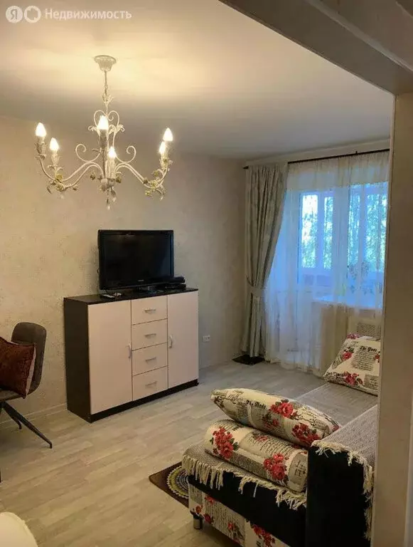 1-комнатная квартира: Киров, улица Набережная Грина, 1 (32 м) - Фото 1