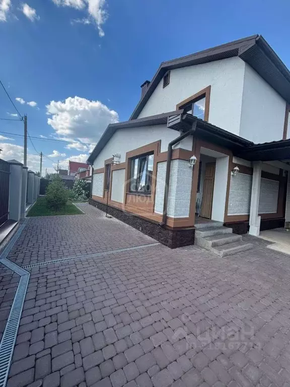 Дом в Рязанская область, Рязань 4-й Озерный пер., 16 (180 м) - Фото 1