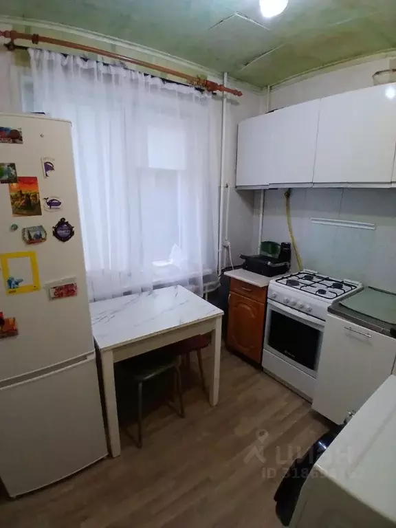 2-к кв. Калужская область, Малоярославец ул. Карла Маркса, 12 (49.8 м) - Фото 0